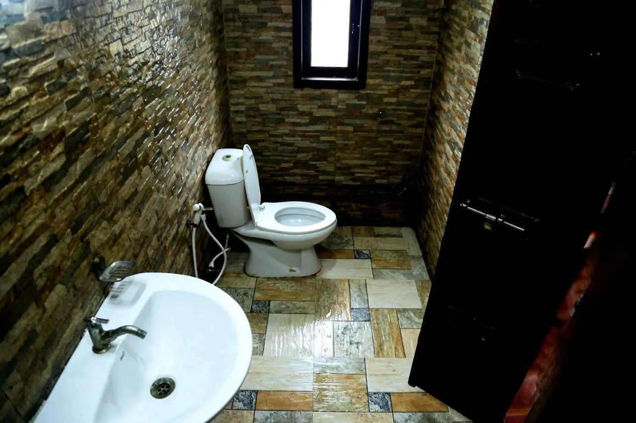 Symphony Cruise Houseboat Hotel Alappuzha India